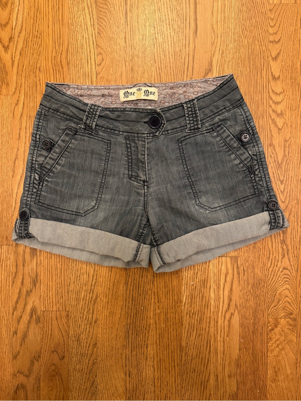 One 5 One - Gray Denim Roll-Cuff Women's Shorts